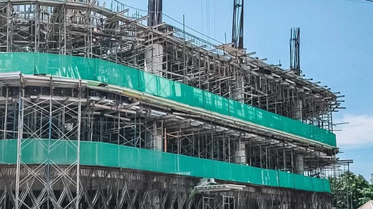 Storms hit local construction as number of projects fall 2% in August