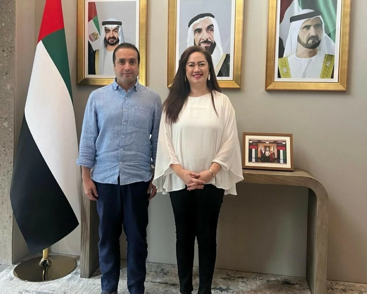 Josie Conlu with H.E. Mohamed Obaid Salem Alqataam Alzabi, UAE Ambassador to the Philippines