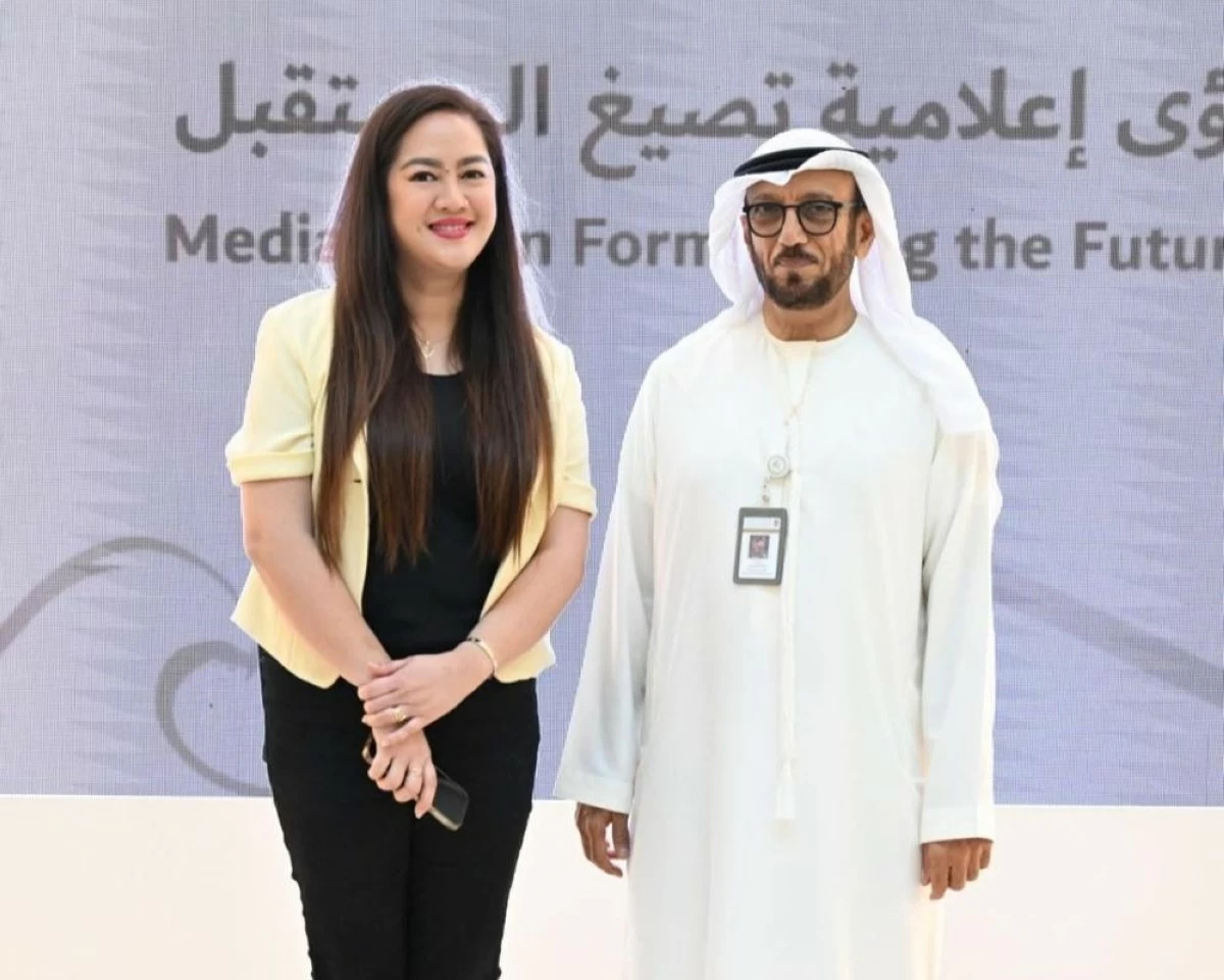 Josie with Lieutenant General Mohammed Ahmed Al Marri, director general of the General Directorate of Residency and Foreigners Affairs, Dubai
