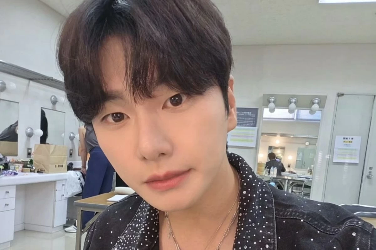 Woman who exposed Korean actor Lee Yi-kyung's private life apologizes