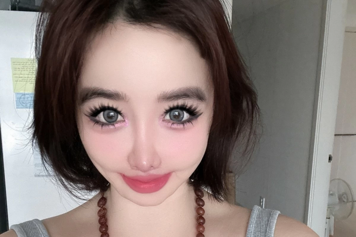 2NE1's Park Bom sues YG Entertainment founder Yang Hyun-suk over unpaid profits