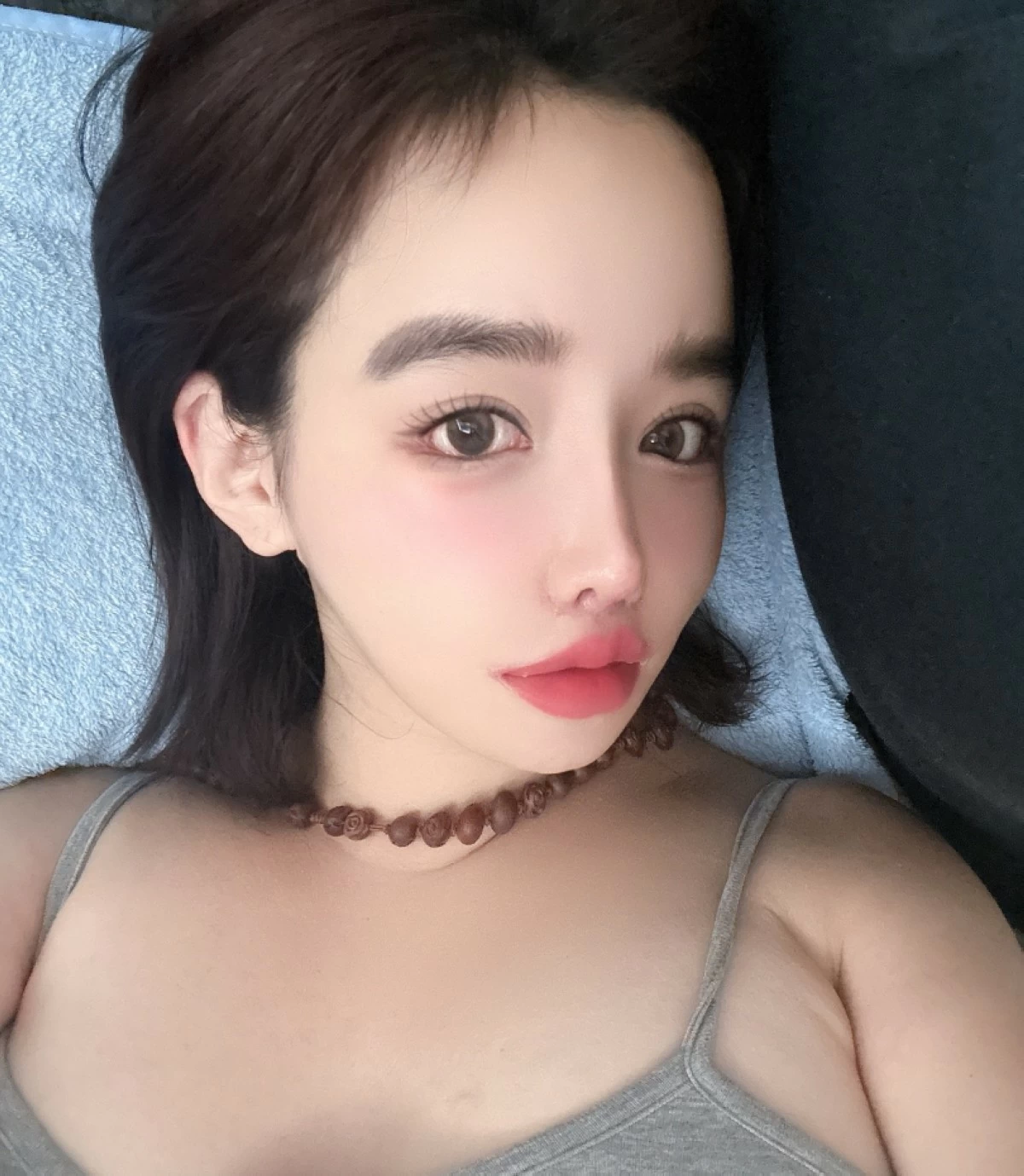 Park Bom (Instagram)