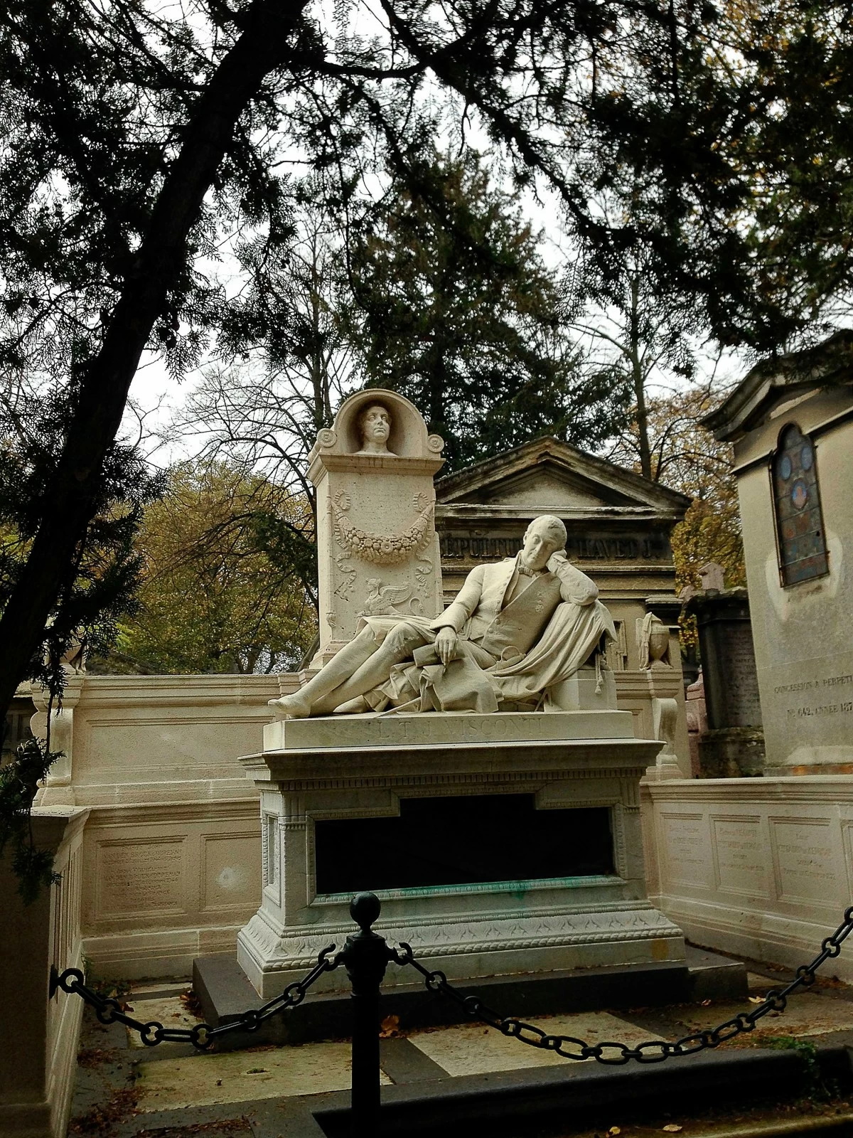 VISCONTI’S HAVEN The grave of Louis Visconti, an Italian-born French architect and designer. He designed Napoleon’s tomb at Les Invalides and was briefly the official architect of the Louvre.