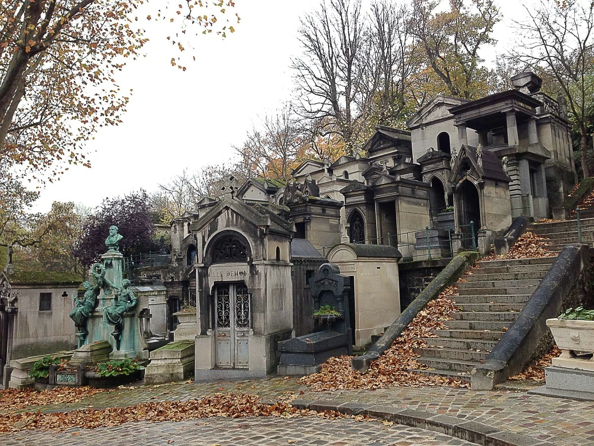 AFTERLIFE SIGHTS Some eye-catching mausoleums to view. 