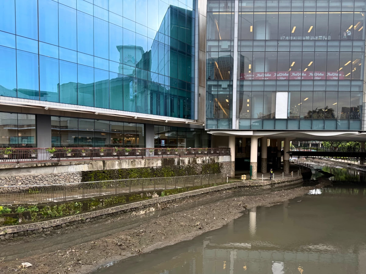 Ongoing river dredging works are in progress — a step toward restoring flow and improving water quality.
