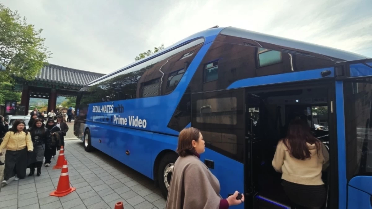 The Seoul-Mates with Prime Video bus at Namsangol Hanok Village in Seoul (Jonathan Hicap)