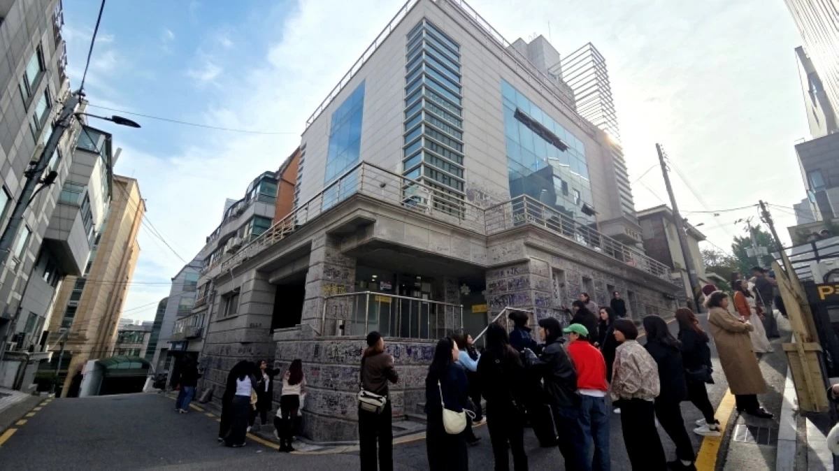 The Cheonggu Building in Gangnam, Seoul which was the former main office of Big Hit Entertainment (Jonathan Hicap) 