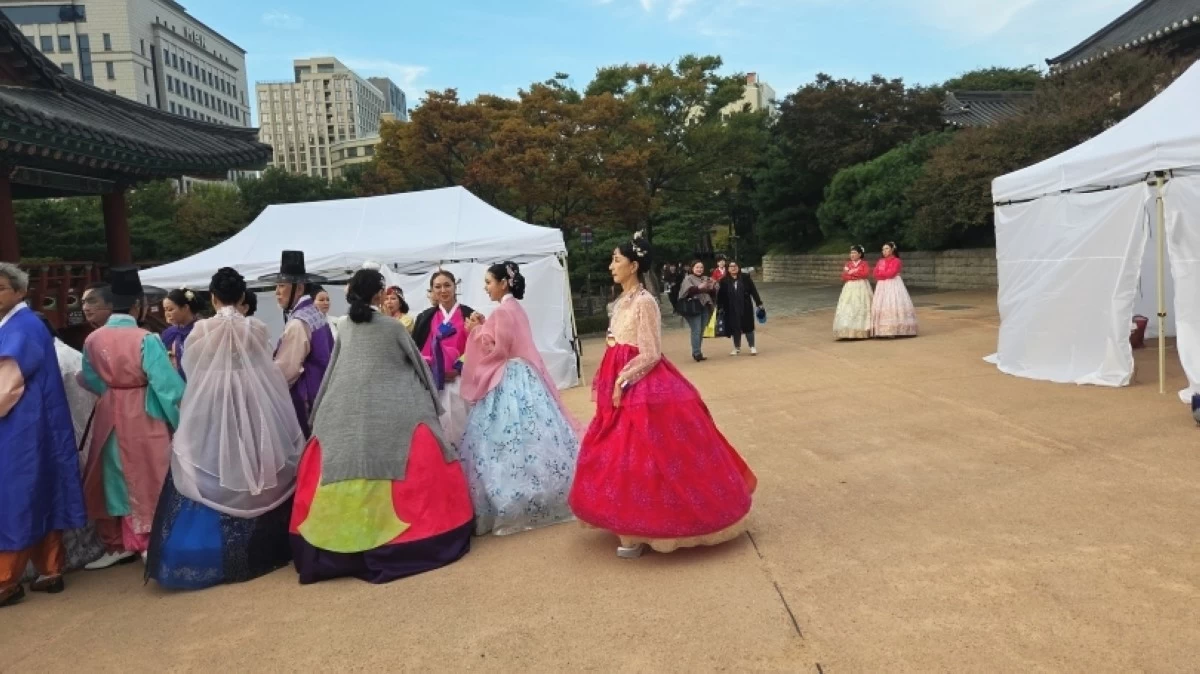 Namsangol Hanok Village in Seoul (Jonathan Hicap) 