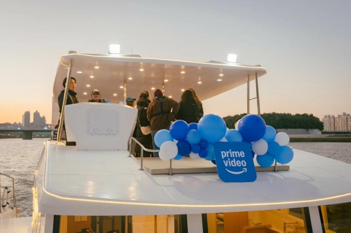 Hangang River yacht experience in Seoul (Jonathan Hicap) 