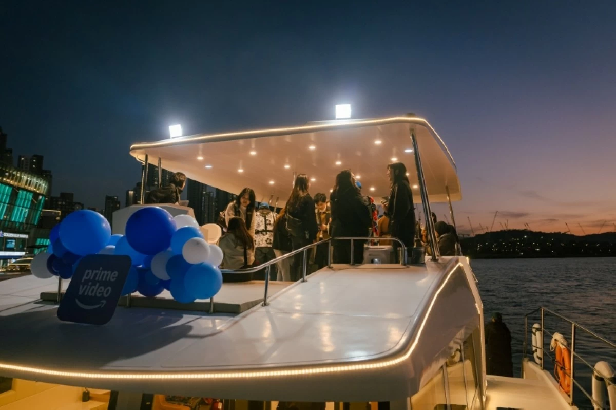Hangang River yacht experience in Seoul (Prime Video) 