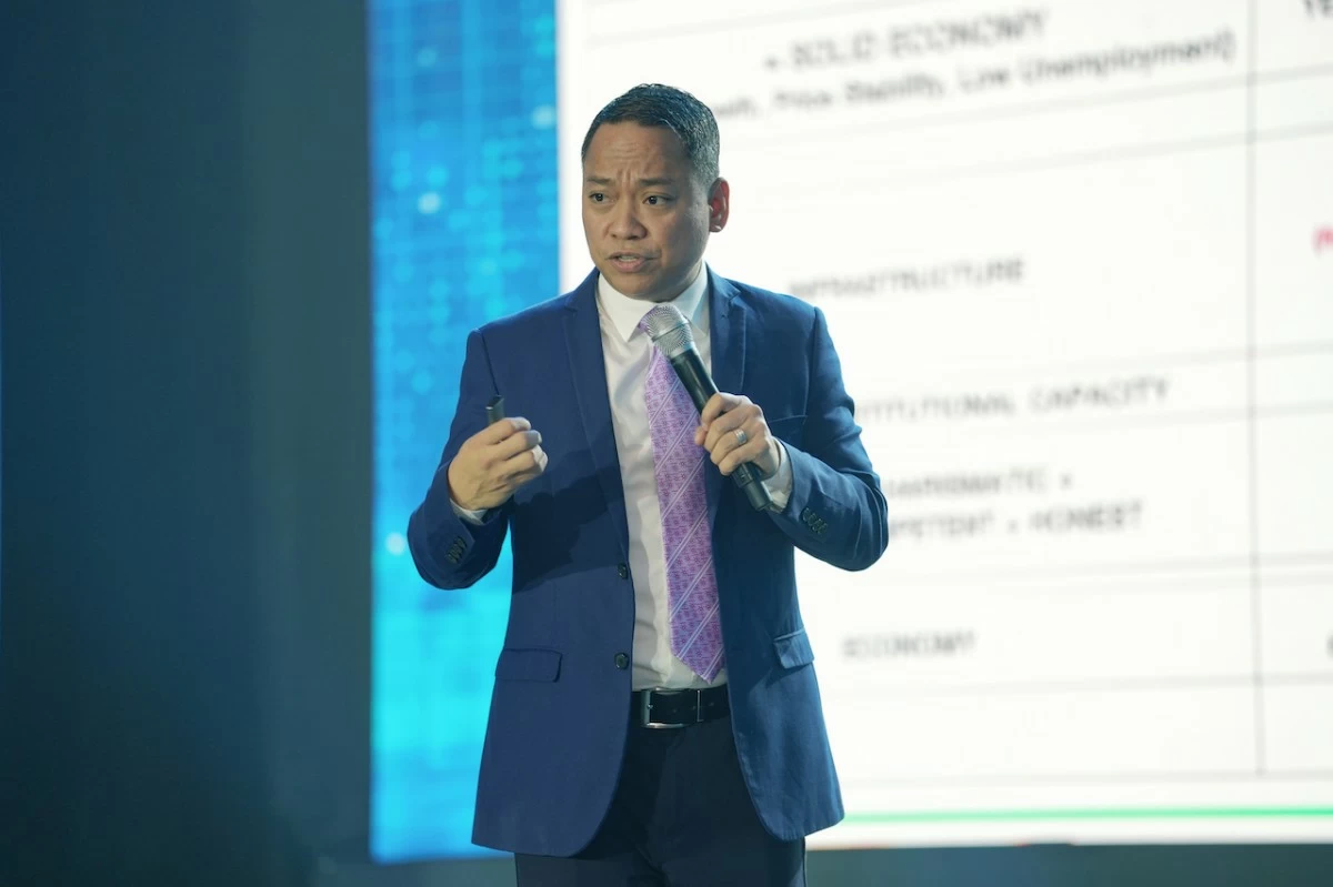 Renowned economist, Professor Ronilo Balbieran, shared insights on the Philippine economic outlook, emphasizing that the country is poised for strong growth.