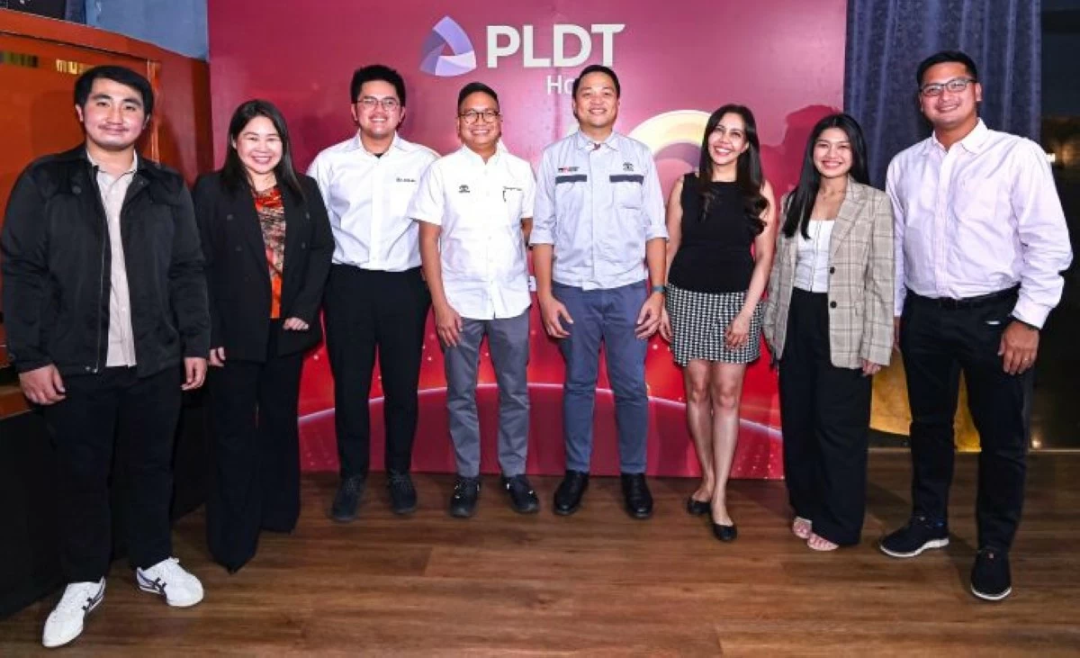 PLDT Home Sr. Marketing Specialist Jester Javier; PLDT Home AVP and Head of Home PR, Influencer Management and Brand Advocacies Maxine Loyola; Toyota Motor Philippines’ Brand Officer Jerome Arcilla; Brand Management Officer JC Gaon; Vice President for Marketing Services Elvin Luciano; PLDT Home AVP & Head of National Acquisition Marketing Byox Gonzales, Sr. Marketing Specialist Shy Pantinos; and AVP and Head of Home Fiber Irwin de Guzman.
