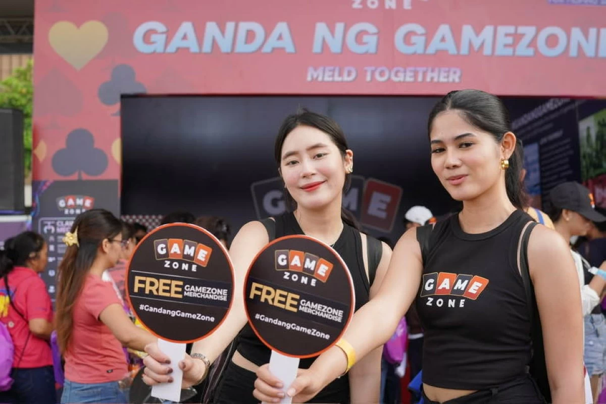 GameZone models at the booth
