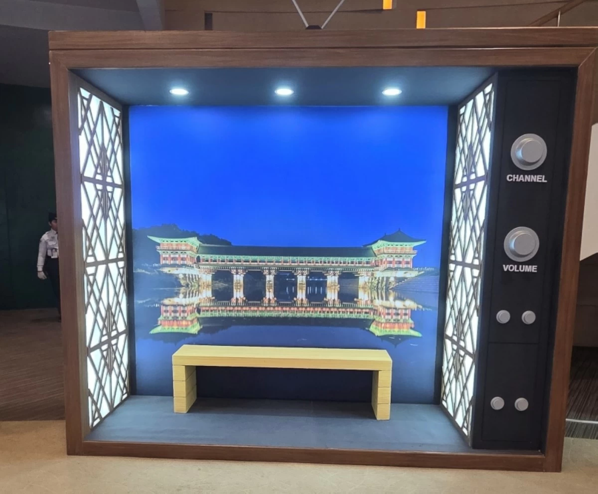 The Korean Goods & Culture exhibition at Samsung Hall at SM Aura (Jonathan Hicap)