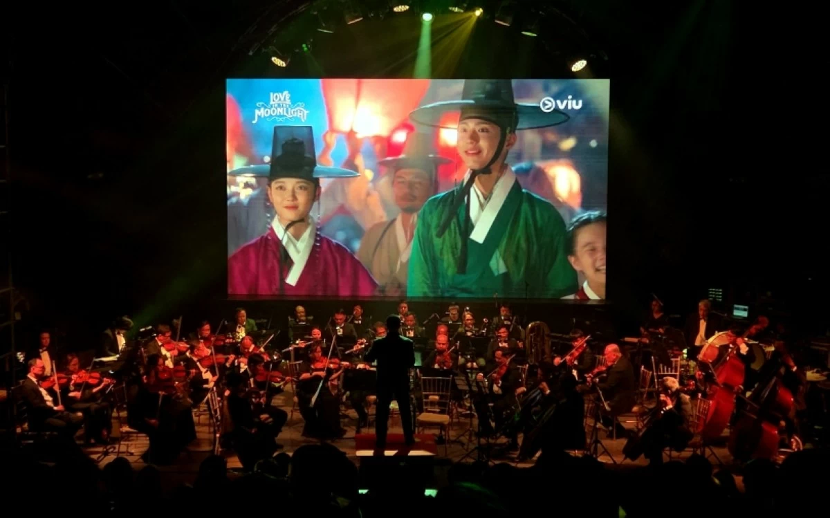 The Philippine Philharmonic Orchestra (Jonathan Hicap)