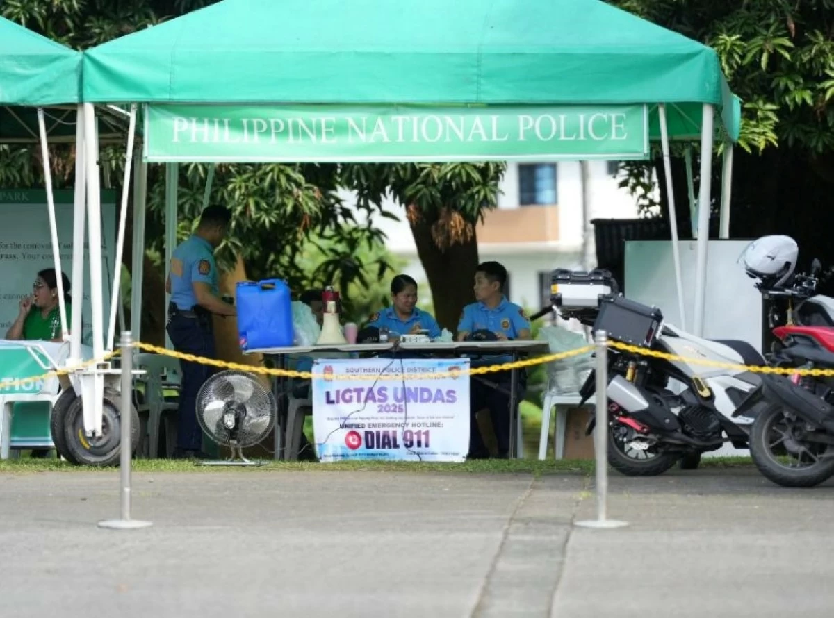 An assistance desk of the Muntinlupa police (Photo from Muntinlupa PIO)