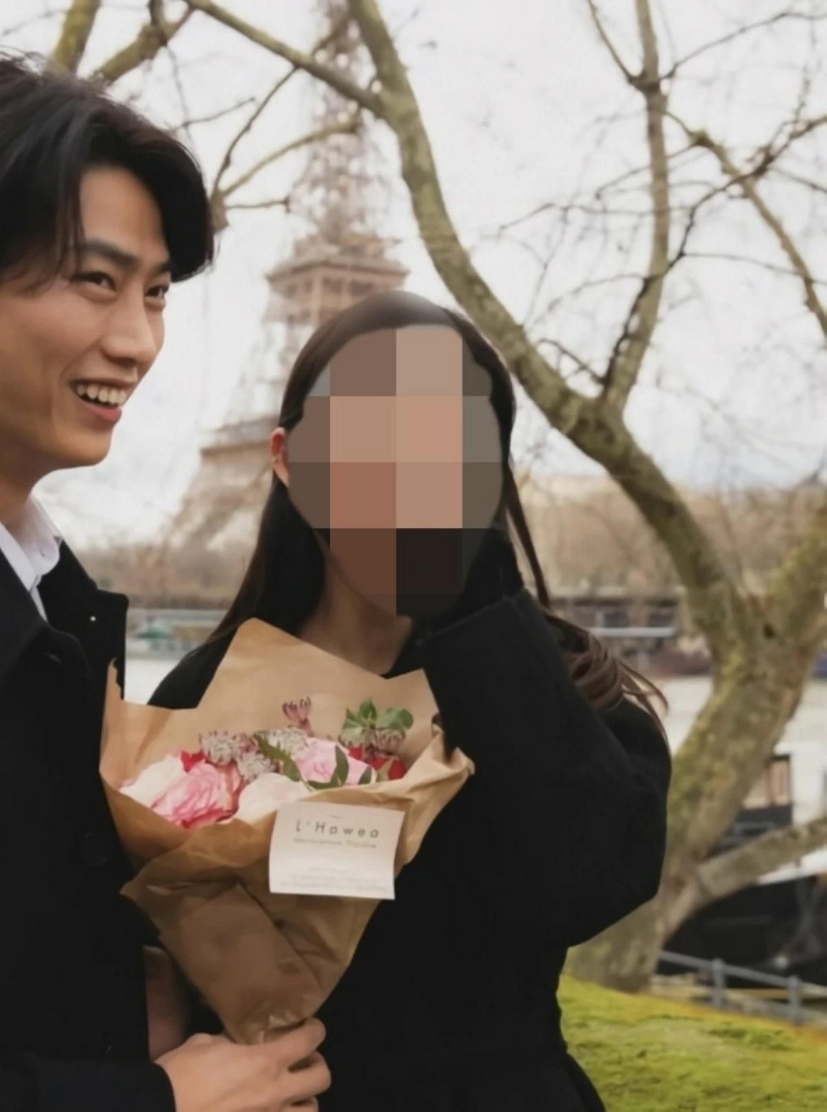 Taecyeon and his girlfriend in Paris in April 2024 (Photo: The Best Photo Paris)