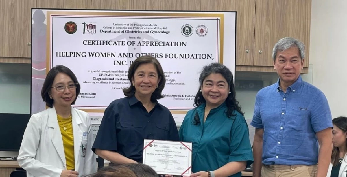 At the PGH OB GYN ward, Dr. Lara Bustamante, Libet Virata, Dr. Tonette Habana, and Dr. Gap Legaspi. 