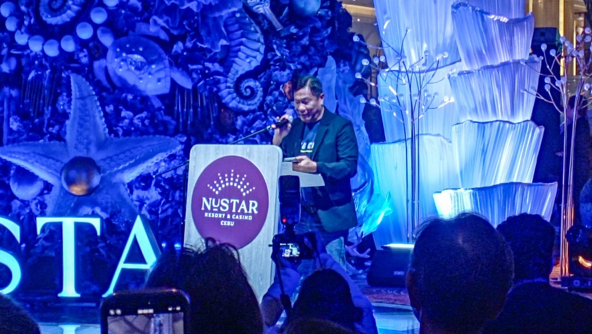 Cebu City Mayor Nestor Archival