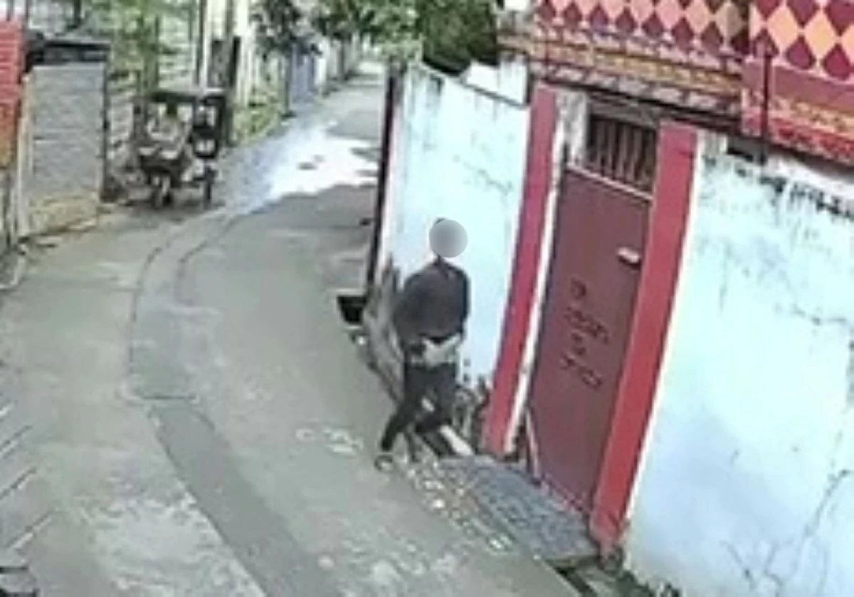 CCTV footage of the shooting in Taguig (Screenshot from Taguig police's video) 