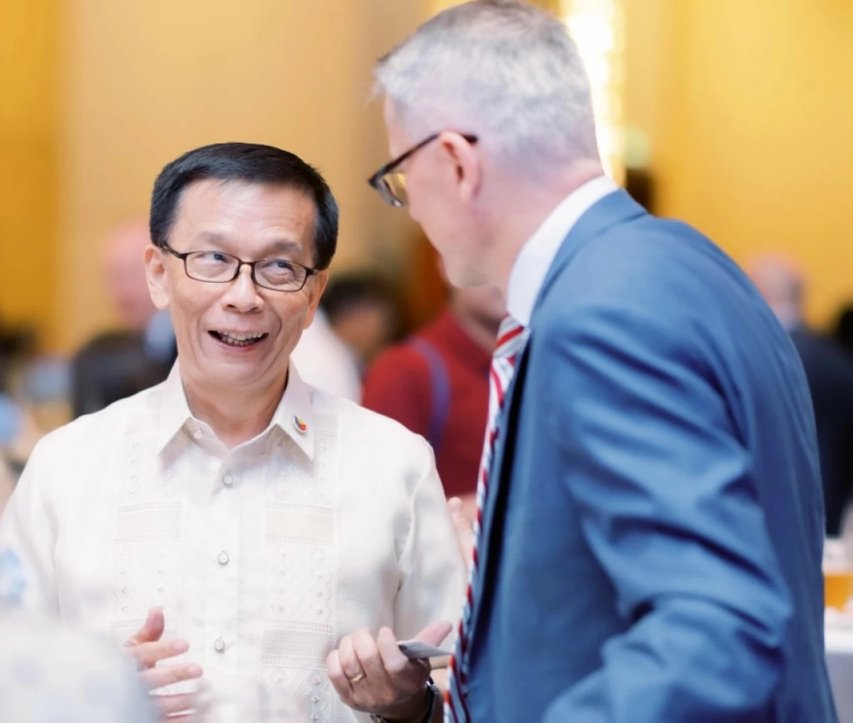 Ambassador Karel Hejč with Secretary Hans Leo J. Cacdac, Department of Migrant Workers

