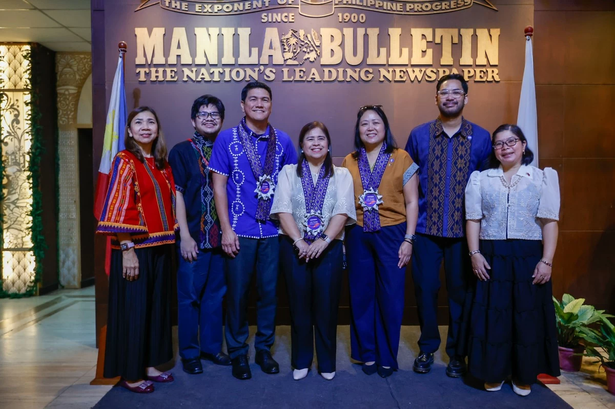 NHCP’s head of Commemorations Section Eleonor Samonte, Historic Sites Development officer Eufemio Agbani III, deputy executive director for Programs and Projects Alvin R. Alcid, and executive director Carminda R. Arevalo, with National Parks Development Committee’s executive director III Cecille Lorenzana Romero, deputy executive director Jezreel Gaius A. Apelar, and NHCP history researcher Geraldine Gentozala 