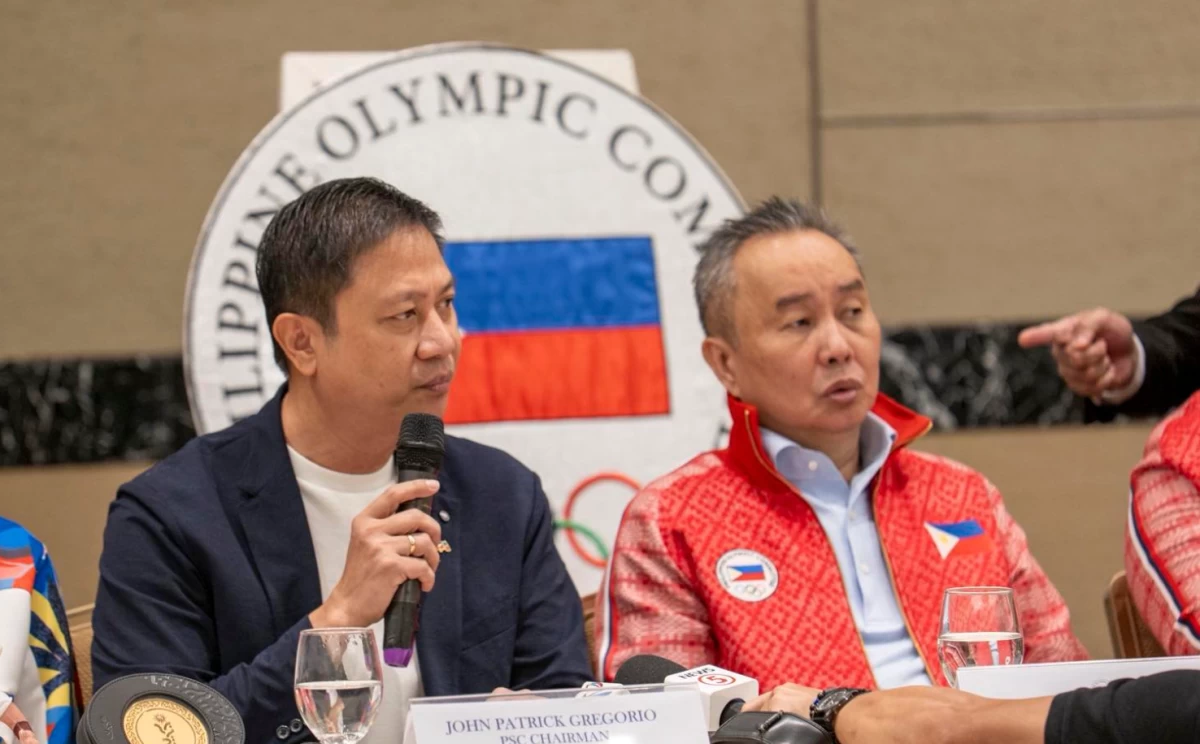 Philippine Sports Commission (PSC) chairman Patrick Gregorio, left, and Philippine Olympic Committee (POC) President Abraham "Bambol" Tolentino. (POC Photo)
