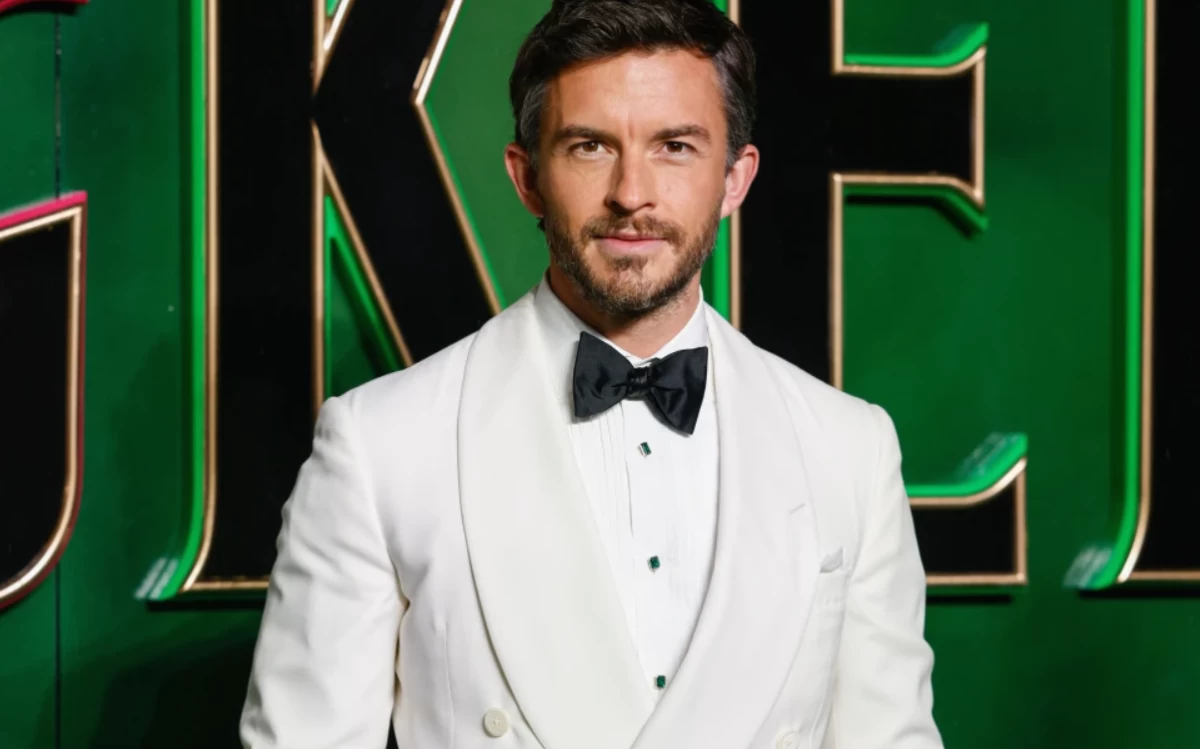 Jonathan Bailey named People magazine's 2025 Sexiest Man Alive