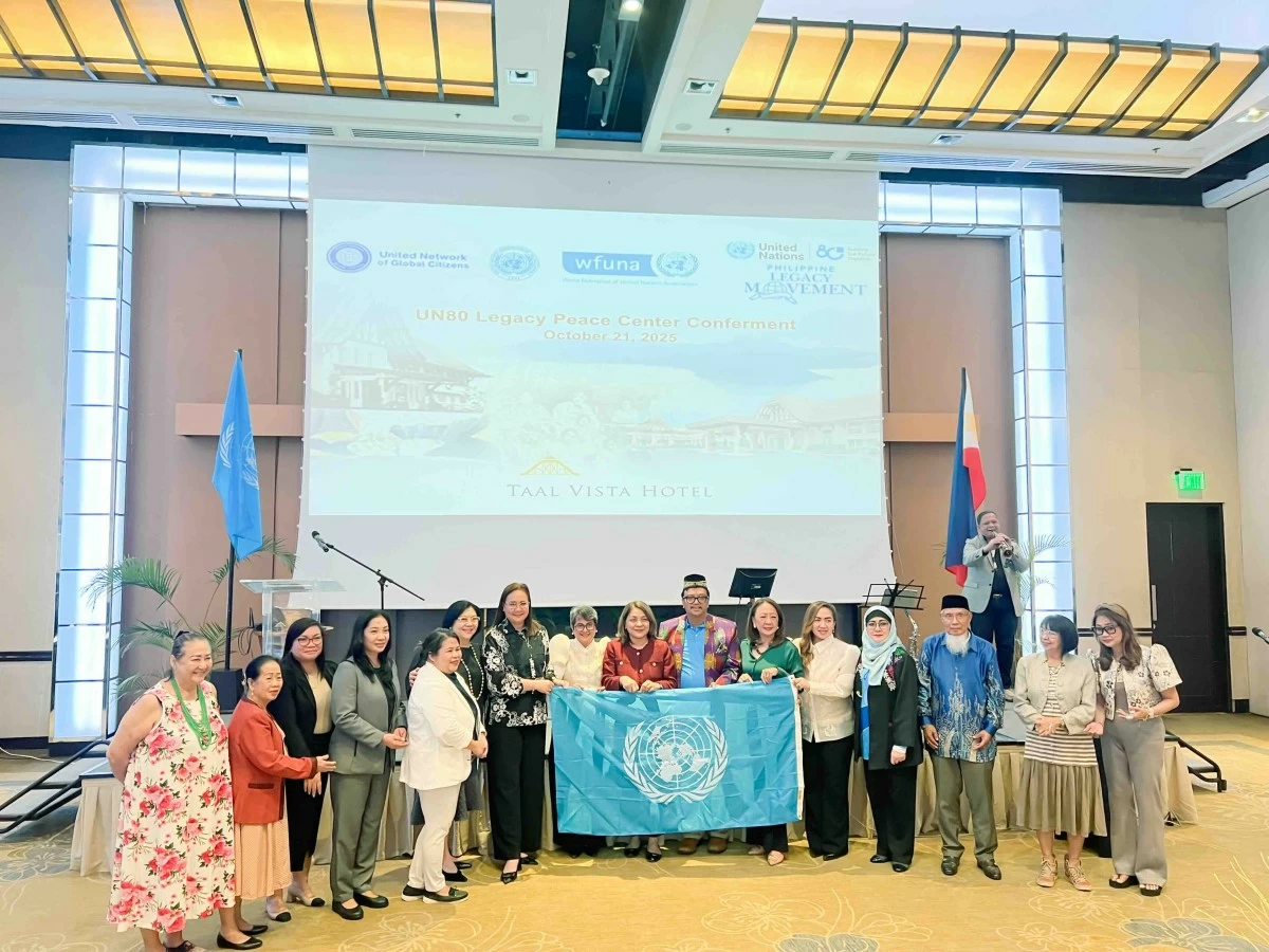 SM Hotels & Conventions Corporation (SMHCC) Executives with UNA-Phils, UNGC,  Taal Vista Hotel, and delegates 
