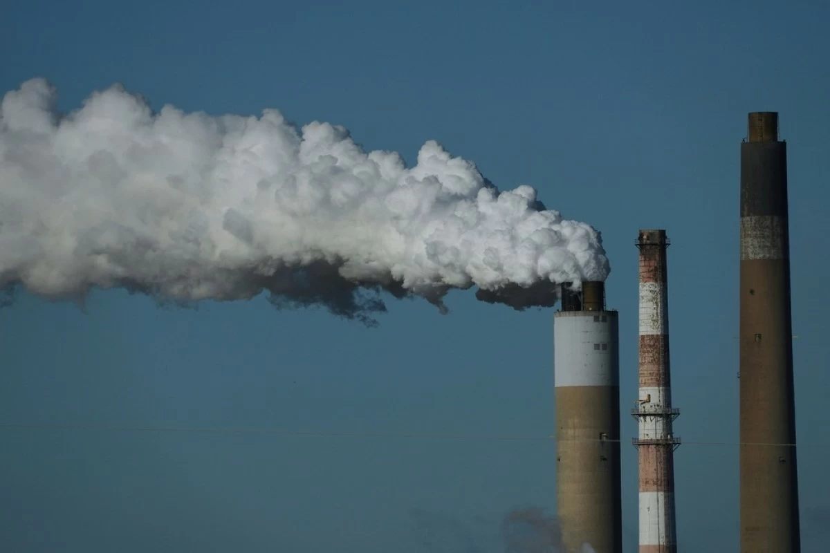 Climate-fighting efforts show slight gain but still fall far short - UN