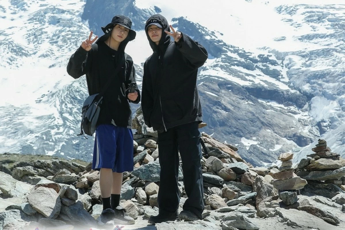 BTS' Jimin and Jungkook in Switzerland (Disney )