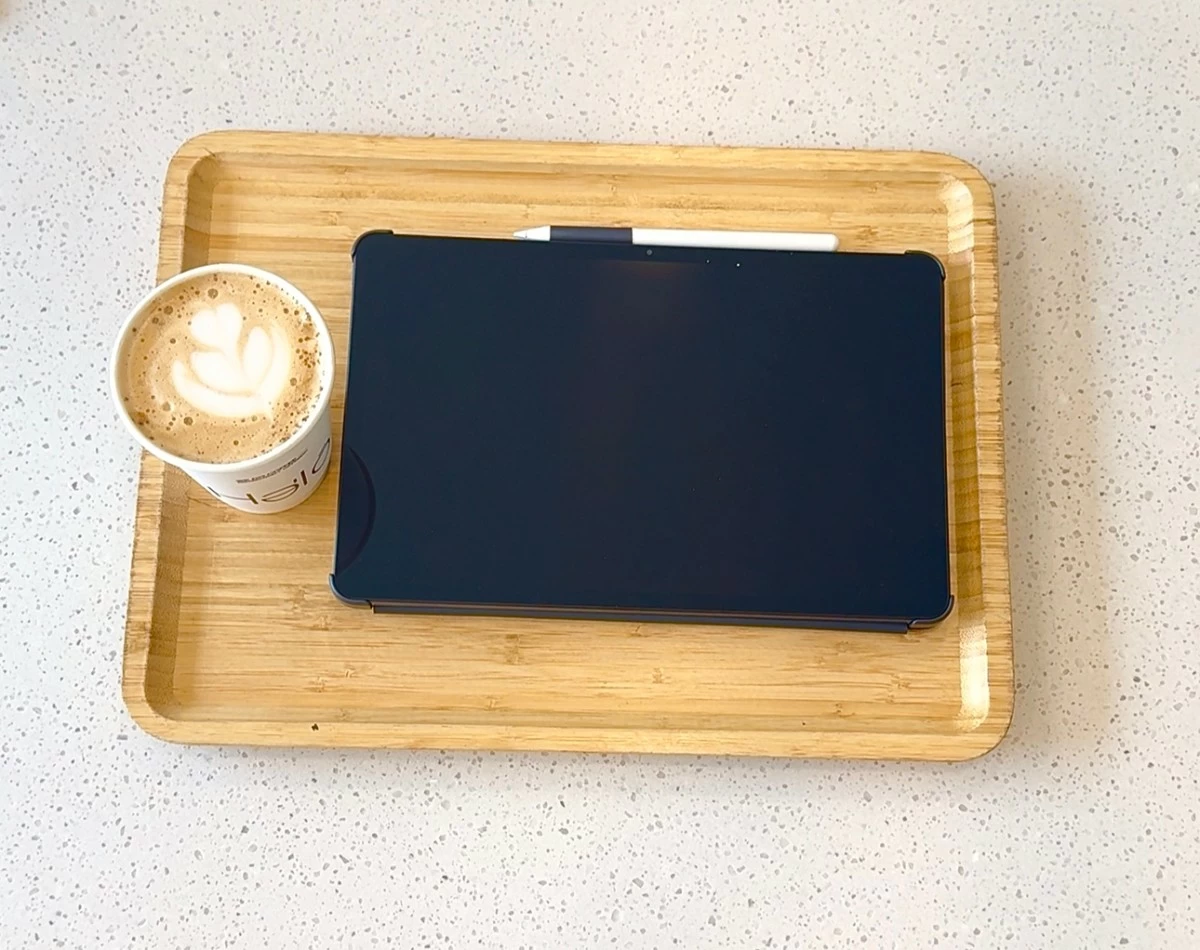 Sometimes, fun isn’t loud. It’s in the quiet breaks, the first sip of coffee, and a screen waiting to bring you back to balance.
