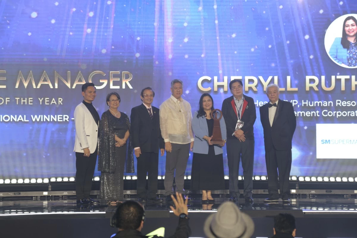 (From left) PMAP Vice President Dr. Roland Suico; PMAP President Lydia Lily Quintans, FPM, CTRP; Dr. Luis Sorolla Jr.; Atty. Domingo Reyes Jr.; Ms. Cheryll Ruth Agsaoay, Senior Vice President and Group Head for Human Resources at SM Supermalls and recipient of the PMY Award; PMAP Past President Federico Marquez Jr., DPM; and PMAP Executive Director Rene Gener, DPM
