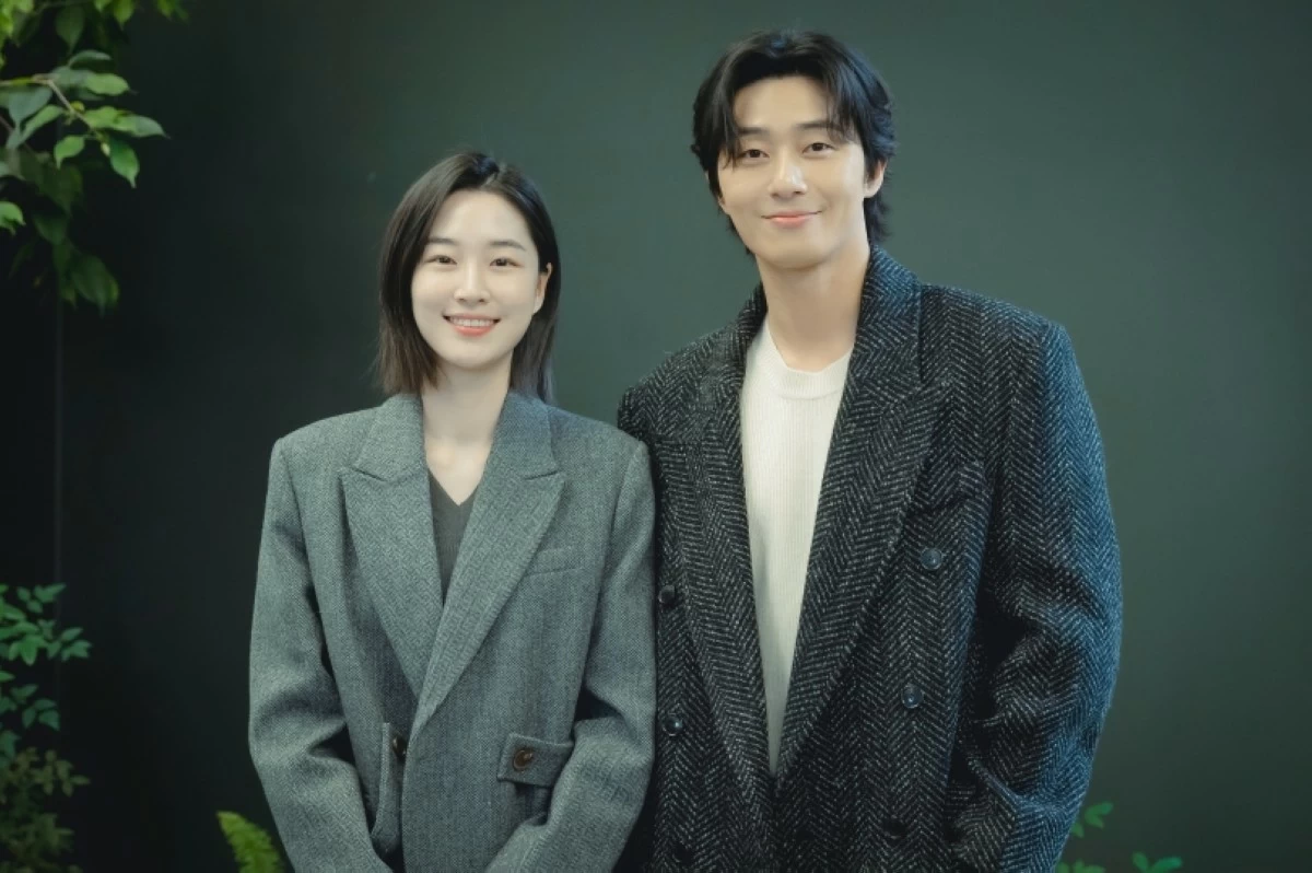 Korean stars Park Seo-jun and Won Ji-an headline the Prime Video romantic drama 