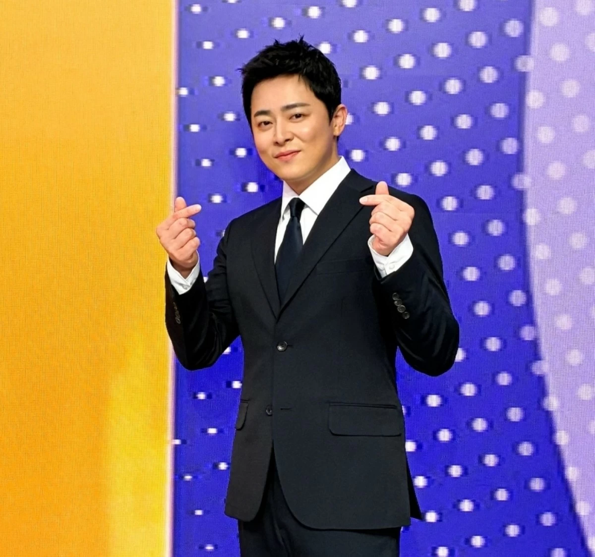 , Jo Jung-suk (Instagram) 