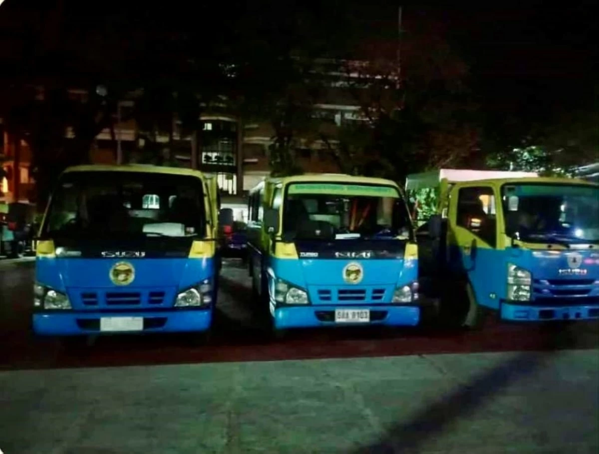 Muntinlupa City government vehicles on standby (Photo from Muntinlupa PIO) 