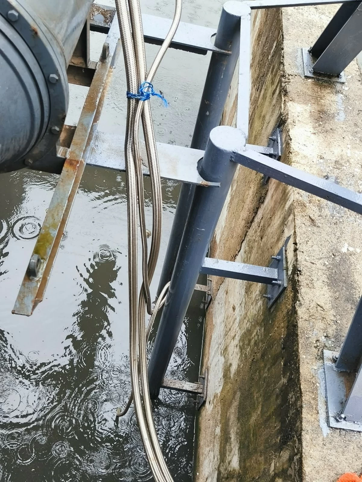 Cainta Mayor Keith Nieto shows photos of a pumping station at Park Place in Barangay San Isidro, Cainta, Rizal, after it was robbed by still unidentified individuals. (Photos from Mayor Kit Nieto)