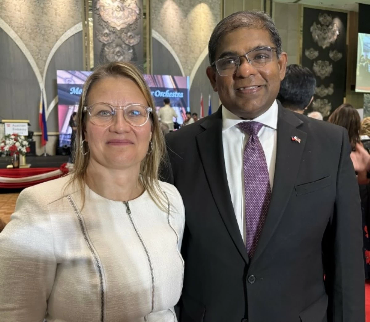 Ambassador Saija Nurminen of the Embassy of Finland and Ambassador Abdul Malik Melvin Castelino of the Embassy of Malaysia.