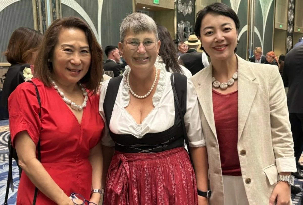 Elizabeth Sy, president and chairman of SM Hotels and Conventions Corporation (SMHCC), with Mme. Marina Puhan Pfaffernoschke and Hope Zhang of the Embassy of Brazil.