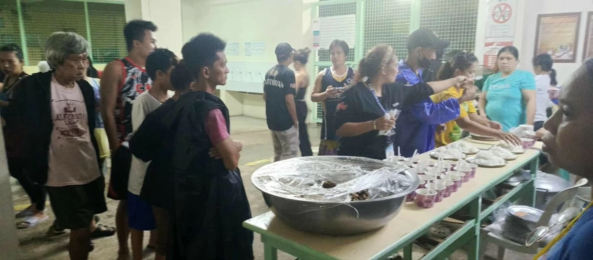 Bacoor City residents affected by Typhoon Uwan seek temporary shelter in evacuation centers on Nov. 9 (Photo from the City Government of Bacoor)