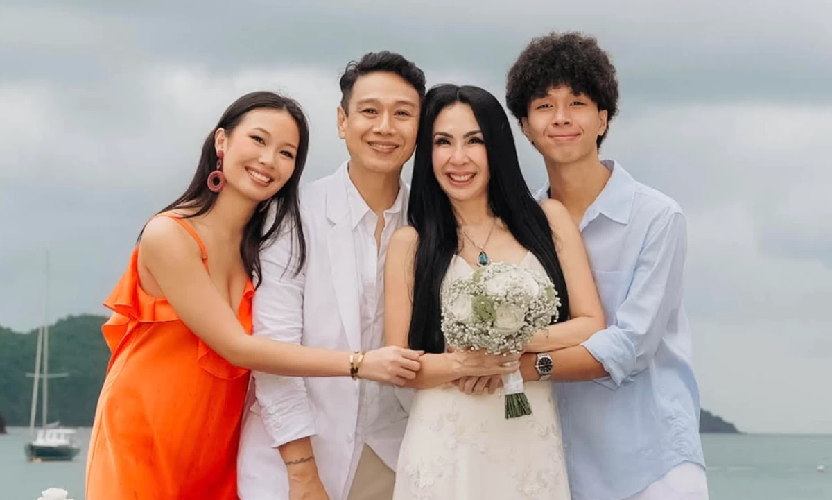 The Buencaminos. From left: Lia Buencamino, 22; Emil Buencamino; Giselle Sanchez; and Zappa Buencamino, 16.