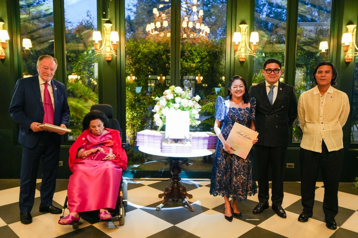 Jose Rodriguez, Dra. Loi Estrada, FL Liza Aranera-Marcos, Anton Huang, and Donnie Tantoco