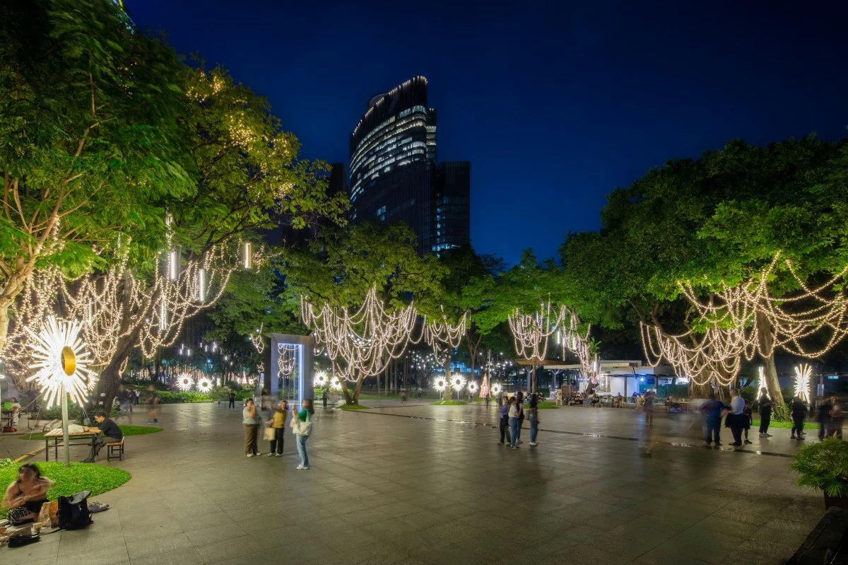 The Ayala Triangle Gardens decked with lights