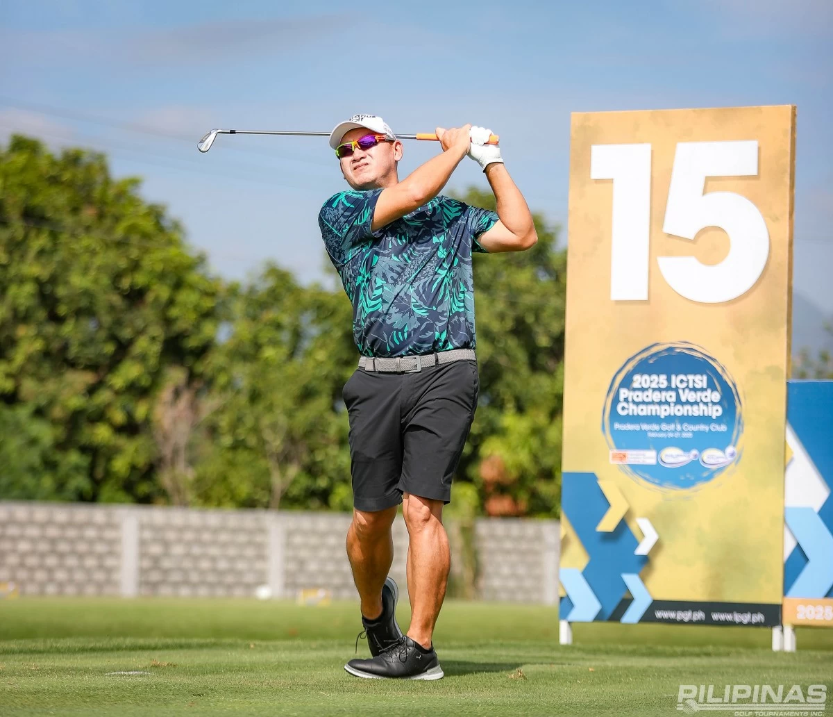 Angelo Que banners Valley Golf Challenge