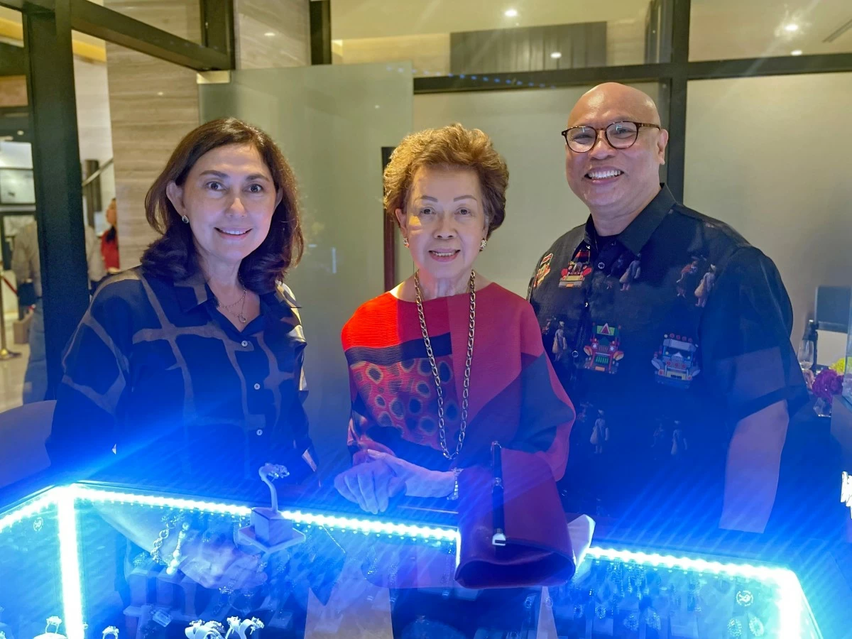 Rochelle del Rosario, Inday del Rosario and Emil Sitjar
