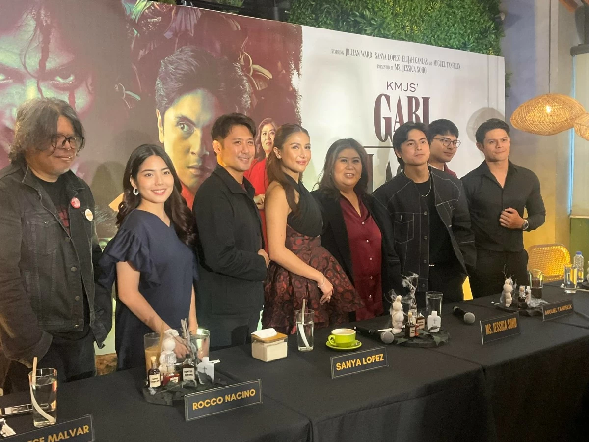 Award-winning broadcast journalist Jessica Soho (center) and the cast of 'KMJS' Gabi ng Lagim: The Movie' during a media conference in Quezon City on Nov. 18.