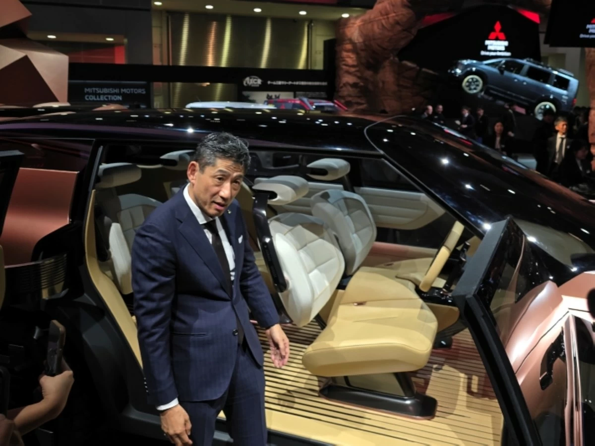 Design General Manager of the Design Division, Mr. Seiji Watanabe describes how the design principles of Kaku-Tan-Jun helped shape the Elevance Concept