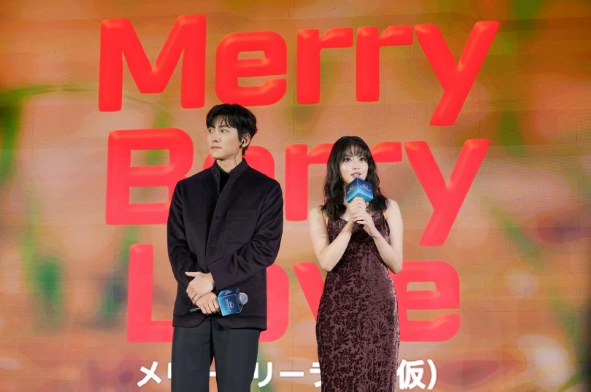 Ji Chang-wook and Mio Imada at the Disney  Originals Preview held on Nov. 13 at the Hong Kong Disneyland Resort. (The Walt Disney Company) 