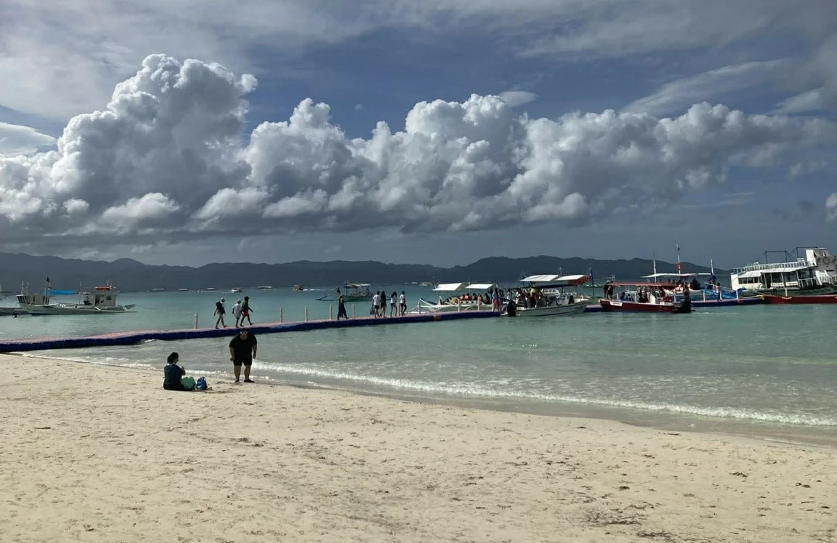 FEEL THE SAND Boracay is best known for its white sand.