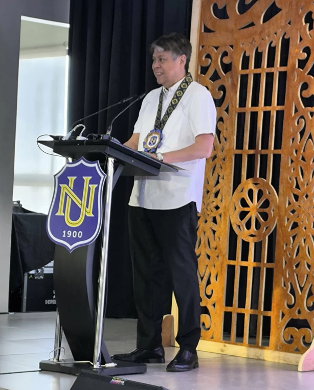 KEYNOTE ADDRESS — Senator Francis Pangilinan delivers his keynote message at the Manila Bulletin Sustainability Forum 2025